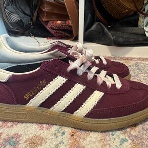 adidas Spezial Women’s Athletic Shoes Burgundy White
